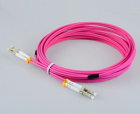 OM4 10G 0.3dB 50/125μm 데이터 센터 광섬유 케이블